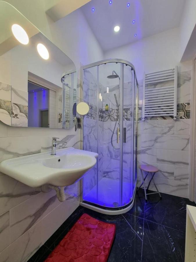 Piazza Colombo-Apartments Σαν Ρέμο Εξωτερικό φωτογραφία